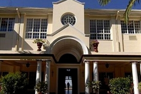 Velmi přepychov&yacute; hotel Victoria Falls Hotel